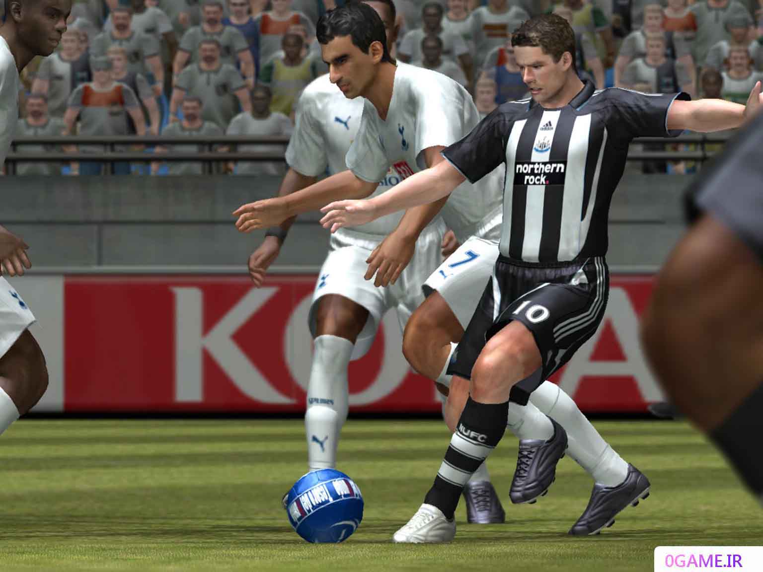 دانلود بازی فوتبال تکاملی حرفه‌ای 2008 (Pro Evolution Soccer) نسخه کامل برای کامپیوتر